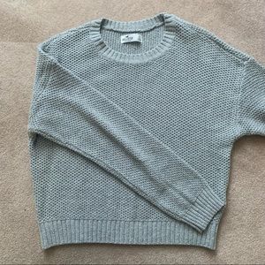 hollister grey textured crewneck sweater size small